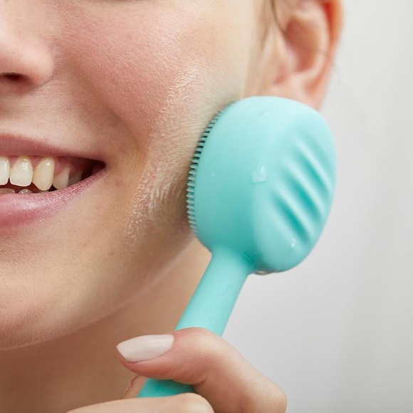 PMD Clean facial cleansing device, teal. - Picture 2 of 14
